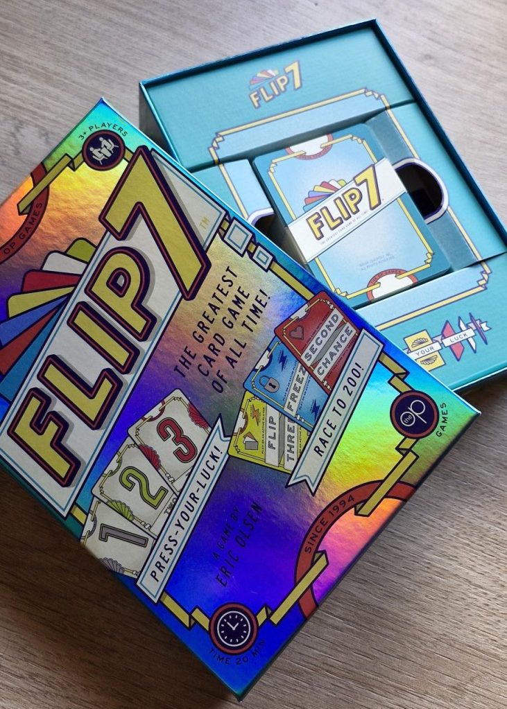 Flip 7 game box